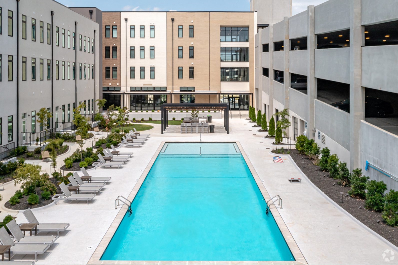 Photos and Video Pinnacle Heights Apartments Rogers, AR NWA